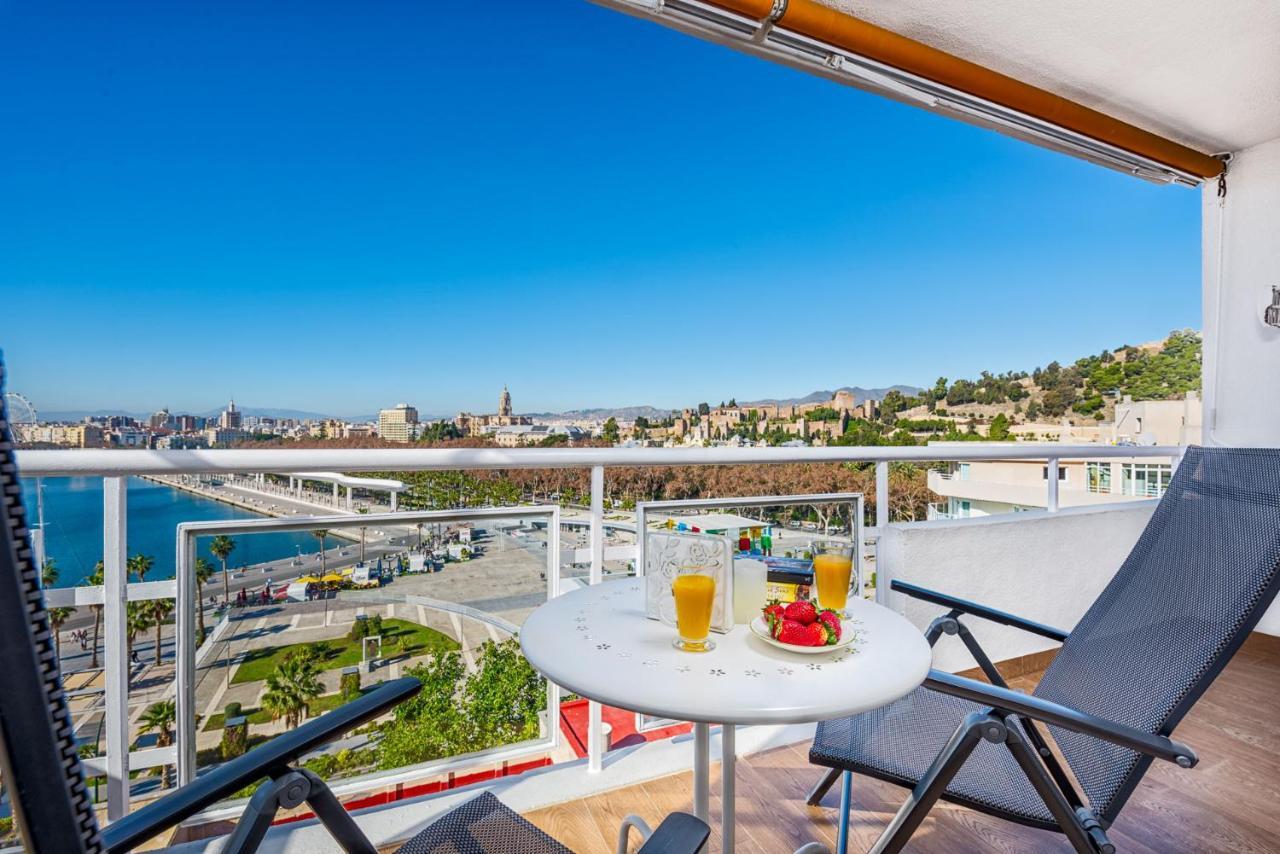 Susana Beach Apartment In Malaga By Solaga Holiday Homes Eksteriør billede