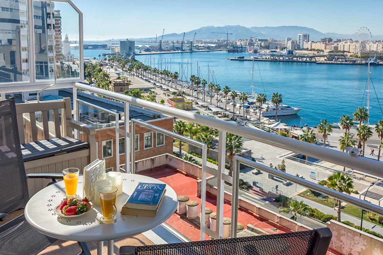 Susana Beach Apartment In Malaga By Solaga Holiday Homes Eksteriør billede